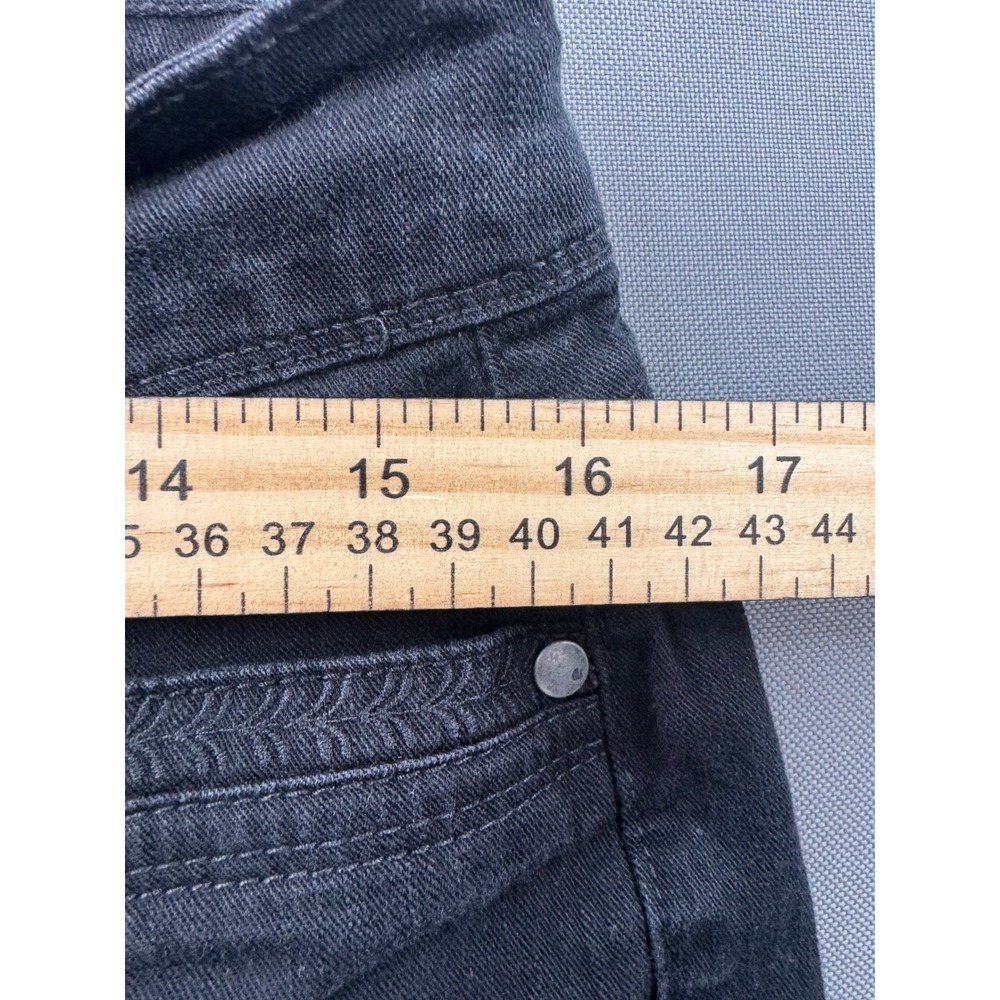 Gloria Vanderbilt Womens Skimmer Black Denim Shorts Cuffed Knee Length Size 12 - Picture 9 of 10